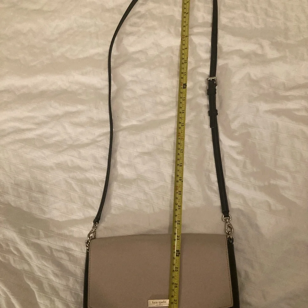 Kate Spade Laurel Way Greer Crossbody Leather Purse - Picture 5 of 16